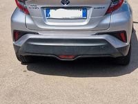 Usata Toyota C-HR Lounge 105 CV (77 kW) 2018 Grigio SUV
