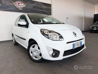 Usata Renault Twingo Dynamique 75 CV (55 kW) 2010 Bianco Utilitaria