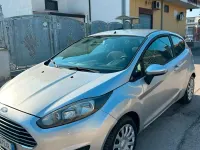 Usata Ford Fiesta 60 CV (44 kW) 2014 Grigio Utilitaria