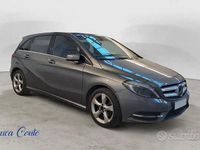 Usata Mercedes B180 Premium 122 CV (89 kW) 2013 Grigio Utilitaria