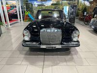 Usata Mercedes S250 129 CV (94 kW) 1966 Nero Berlina