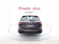 Usata Audi A4 Ambiente 204 CV (150 kW) 2021 Grigio terra met. Station wagon