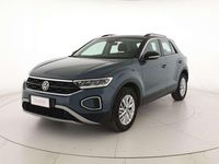 Usata VW T-Roc Life 150 CV (110 kW) 2025 Petroleum blue metallizzato ne SUV