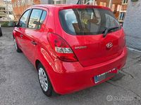 Usata Hyundai i20 Classic 78 CV (57 kW) 2012 Rosso Utilitaria