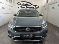 Usata VW T-Roc Life 150 CV (110 kW) 2022 Grigio SUV