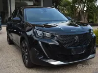 Usata Peugeot 2008 Allure 102 CV (75 kW) 2021 Nero SUV