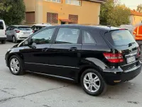 Usata Mercedes B180 Premium 109 CV (80 kW) 2011 Other Utilitaria