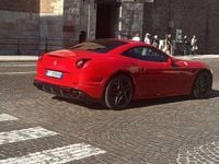 Usata Ferrari California 560 CV (411 kW) 2018 Rosso Cabrio