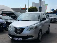 Usata Lancia Ypsilon Silver 69 CV (50 kW) 2014 Grigio Utilitaria