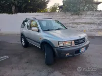 Usata Opel Frontera 115 CV (84 kW) 2001 Grigio SUV