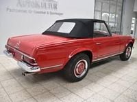 Usata Mercedes 230 150 CV (110 kW) 1966 Rosso Cabrio