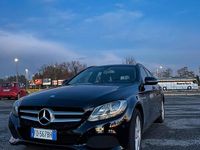 Usata Mercedes C180 116 CV (85 kW) 2016 Nero Station wagon