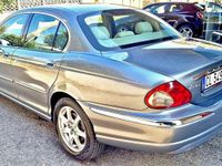 Usata Jaguar X-type Executive 156 CV (114 kW) 2003 Grigio Berlina