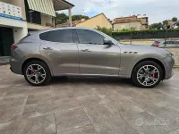 Usata Maserati GranSport 350 CV (257 kW) 2021 Grigio Station wagon