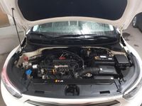 Usata Kia Stonic 100 CV (73 kW) 2020 Bianco SUV