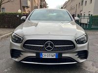 Usata Mercedes E300 AMG line 211 CV (155 kW) 2022 Beige Berlina