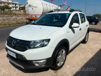 Usata Dacia Sandero Stepway 90 CV (66 kW) 2016 Bianco Berlina