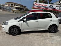 Usata Fiat Punto Lounge 85 CV (62 kW) 2013 Bianco Utilitaria