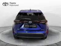 Usata Toyota Yaris Cross Lounge 131 CV (96 kW) 2024 Blu SUV
