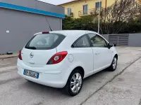Usata Opel Corsa 86 CV (63 kW) 2012 Bianco Utilitaria