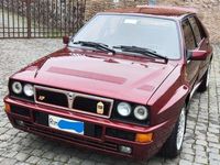Usata Lancia Delta 211 CV (155 kW) 1991 Rosso Utilitaria