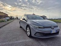 Usata VW Golf VIII Life 110 CV (80 kW) 2021 Grigio Berlina