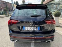 Usata VW Tiguan R-line 150 CV (110 kW) 2022 Nero SUV
