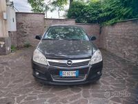Usata Opel Astra 110 CV (80 kW) 2009 Nero Berlina