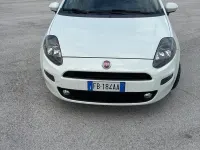 Usata Fiat Grande Punto 75 CV (55 kW) 2015 Bianco Utilitaria