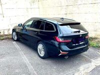 Usata BMW 320 Luxury Line 190 CV (139 kW) 2020 Nero Station wagon