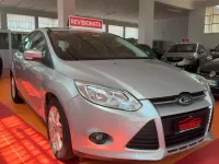 Usata Ford Focus Titanium 150 CV (110 kW) 2012 Grigio Berlina