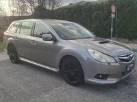 Usata Subaru Legacy Trend 150 CV (110 kW) 2011 Argento Station wagon