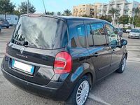 Usata Renault Modus 90 CV (66 kW) 2011 Nero Monovolume