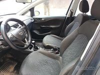 Usado Opel Corsa 90 HP (66 kW) 2016 Preto Sedan