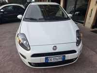 Usata Fiat Grande Punto 75 CV (55 kW) 2011 Bianco Utilitaria