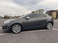Usata Opel Astra Cosmo 131 CV (96 kW) 2013 Berlina