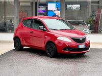 Usata Lancia Ypsilon 69 CV (50 kW) 2020 Rosso Utilitaria