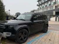 Usata Land Rover Defender SE 200 CV (147 kW) 2023 Nero SUV