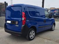 Usata Fiat Doblò S 105 CV (77 kW) 2020 Blu Monovolume