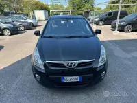 Usata Hyundai i20 Comfort 78 CV (57 kW) 2011 Nero Utilitaria