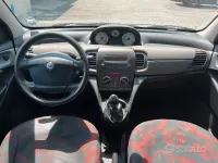 Usata Lancia Ypsilon 69 CV (50 kW) 2004 Rosso Utilitaria