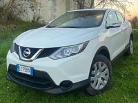 Usata Nissan Qashqai Tekna 110 CV (80 kW) 2015 Bianco SUV