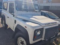 Usata Land Rover Defender 68 CV (50 kW) 2008 Bianco SUV