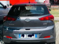 Usata Hyundai i20 90 CV (66 kW) 2015 Grigio Berlina
