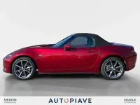 Usata Mazda MX5 Exclusive-Line 184 CV (135 kW) 2023 Rosso Cabrio