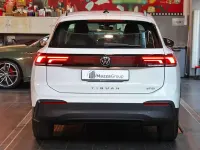 Usata VW Tiguan Life 131 CV (96 kW) 2024 Bianco SUV