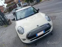 Usata Mini ONE Hype 102 CV (75 kW) 2017 Beige Utilitaria