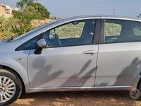 Usata Fiat Punto Evo 69 CV (50 kW) 2011 Grigio Utilitaria