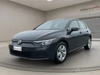 Usata VW Golf VIII Life 110 CV (80 kW) 2023 Grigio Berlina