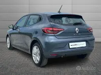 Usata Renault Clio V Zen 91 CV (66 kW) 2021 Grigio Berlina